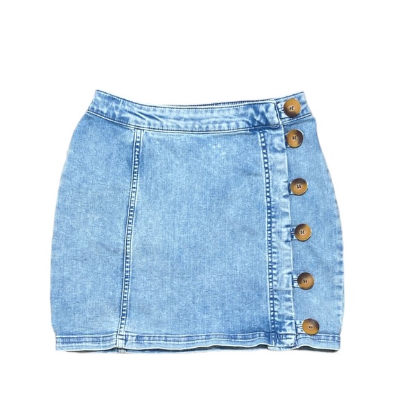 Free People Dresses & Skirts - Free People Little Daisies Mini Skirt Women’s 4